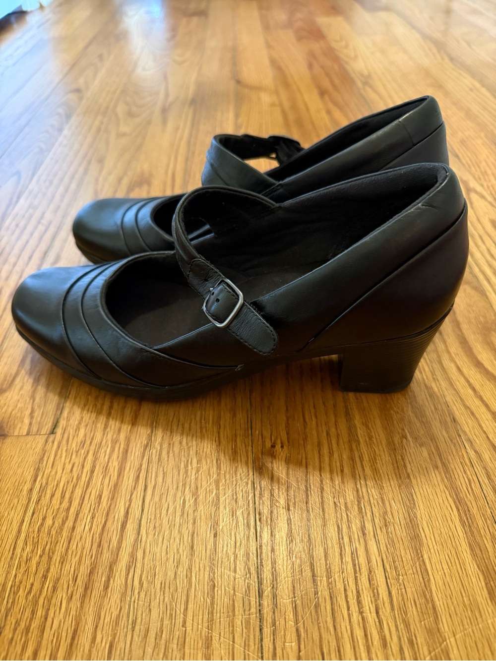 Clarks Black Mary Jane Block Heel Shoes - Picture 3 of 7